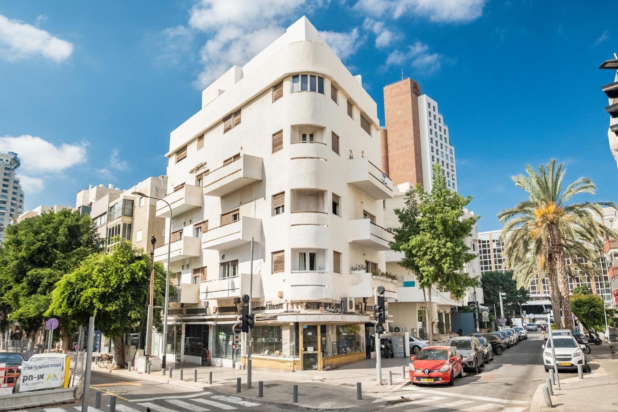 Premium 1Bd Apartment Near The Beach W/Balcony テル・アビブ エクステリア 写真
